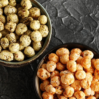 You are currently viewing Should you choose roasted phool makhana or flavoured makhana? Here’s what most people don’t know.